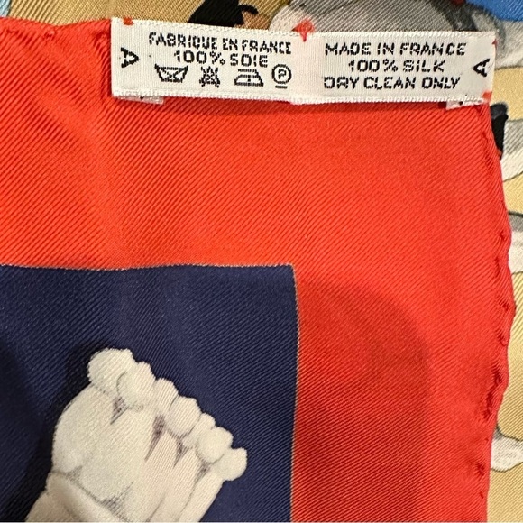 Hermes Silk Scarf PLAZA DE TOROS Foulard Carre HUBERT DE WATRIGANT 35x35” - Picture 8 of 9